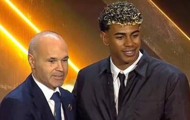 足球国足新战术曝光，强调速度与侵略性