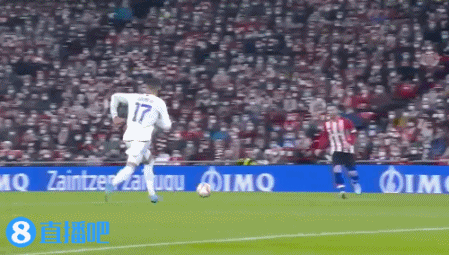 停赛一轮！帕尔马后卫特洛伊洛染红停赛，无缘客战比萨