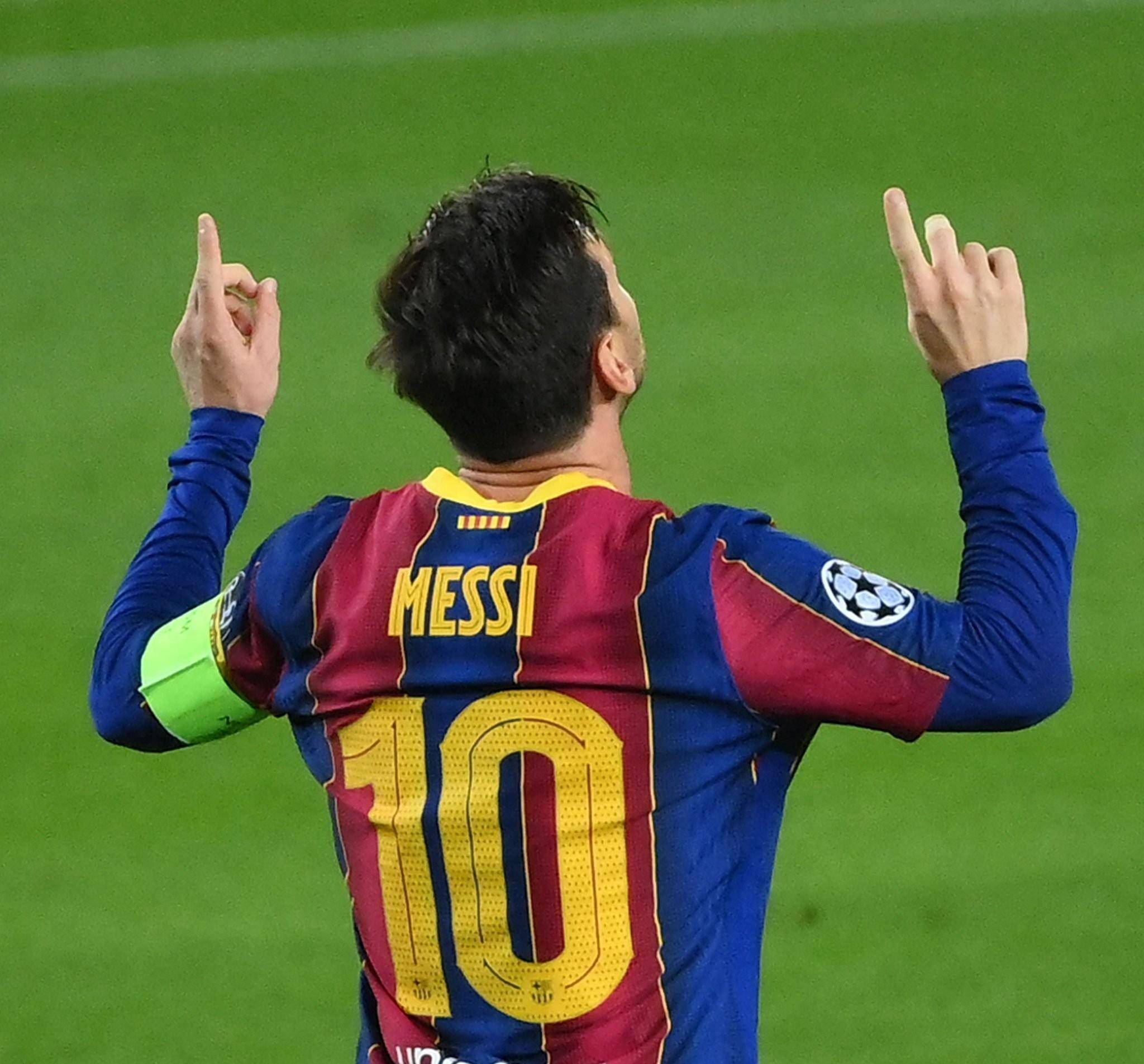 辽宁男篮宏远再度上演巅峰对决