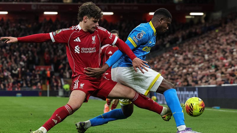 皇马内乱升级！阿隆索失控更衣室，库尔图瓦孤独发声背后的真相